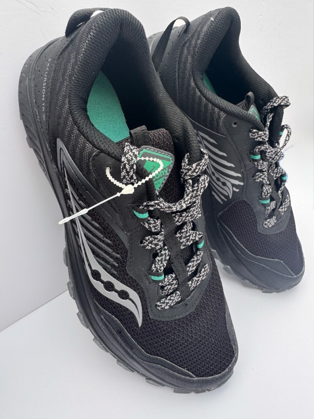 Saucony Excursion TR15 Trail Running Shoes Women’s 11 Black Jade NWOT